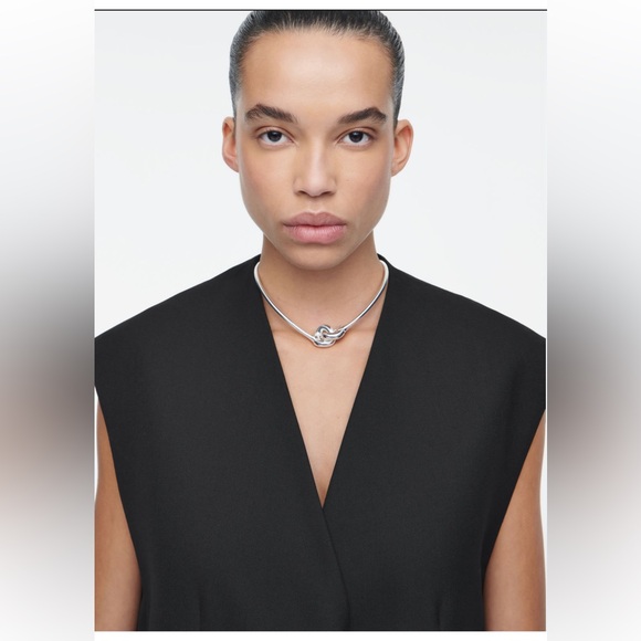 COS necklace - Picture 2 of 6